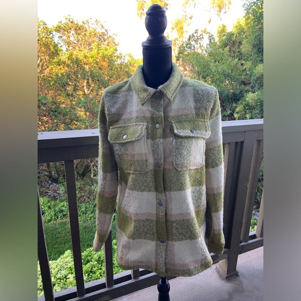 Women’s Blue B Flannel Shirt Size M -New!